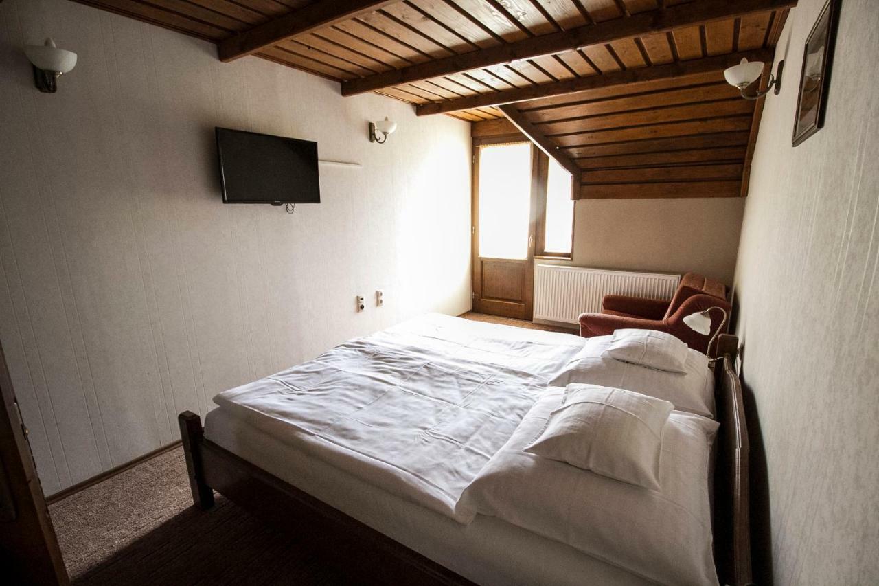 Aranygombos Fogado Otel Telkibánya Dış mekan fotoğraf